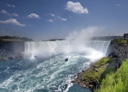 开云体育登录-夜幕下的奇迹，劳塔罗压哨一击，莱比锡红牛颠覆拜仁王朝