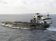 开云sport-极限与对抗的夜晚，F1轮胎轰鸣与字母哥肌肉碰撞的双重奏