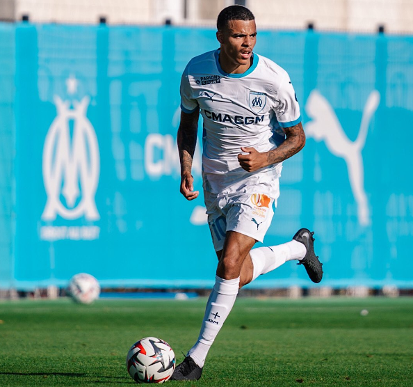 曼联客场取胜晋级，格林伍德成为最闪耀球员