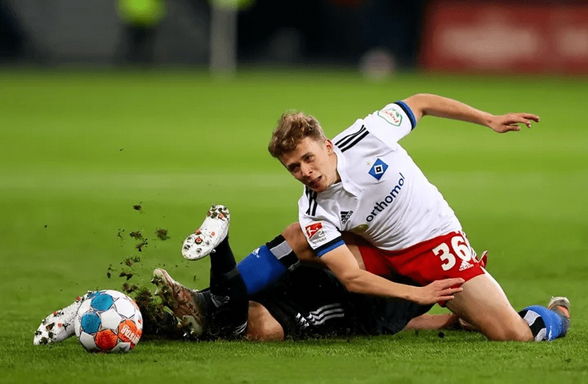 关于斯图加特主场大胜汉堡,豪取连胜的信息 关于斯图加特主场大胜汉堡,豪取连胜的信息