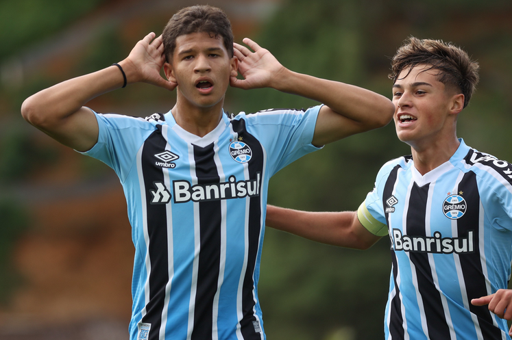 包含尼斯主场力挫对手晋级次轮的词条 包含尼斯主场力挫对手晋级次轮的词条