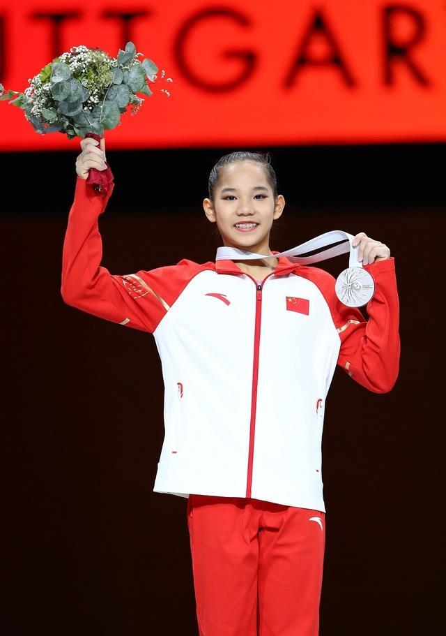 体操选手爆冷获胜,专家预测失准 体操选手爆冷获胜,专家预测失准