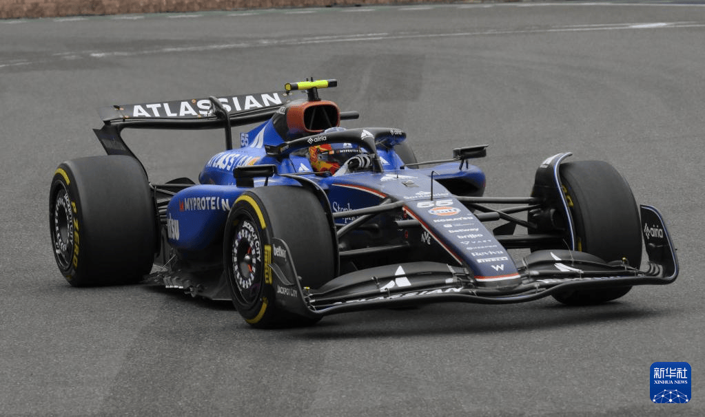 包含索伯车队逆转红牛二队，维斯塔潘关键制胜的词条