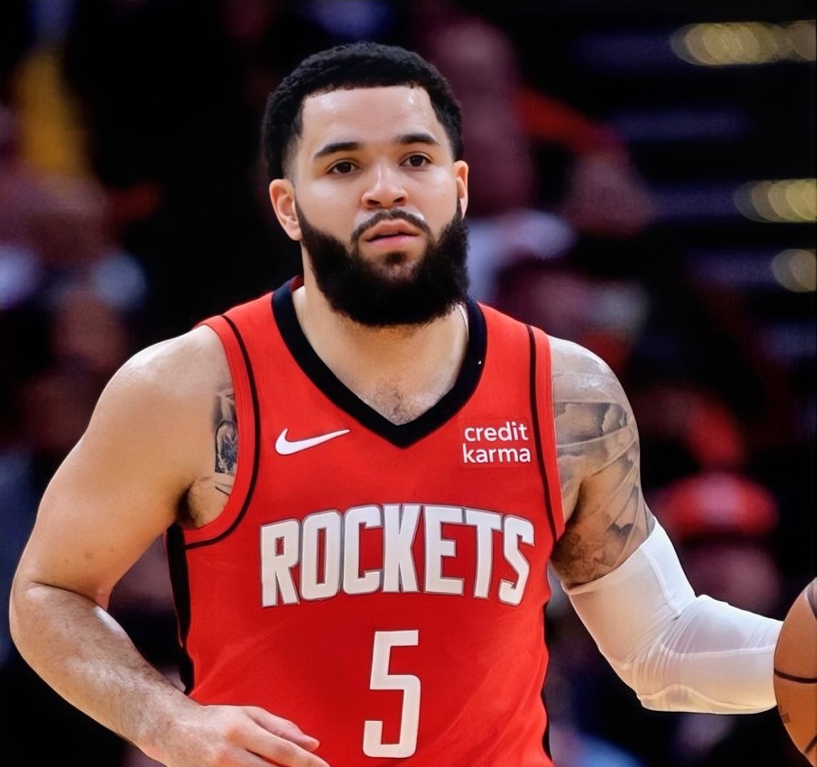 凯尔特人完胜马刺，范弗利特刷新纪录