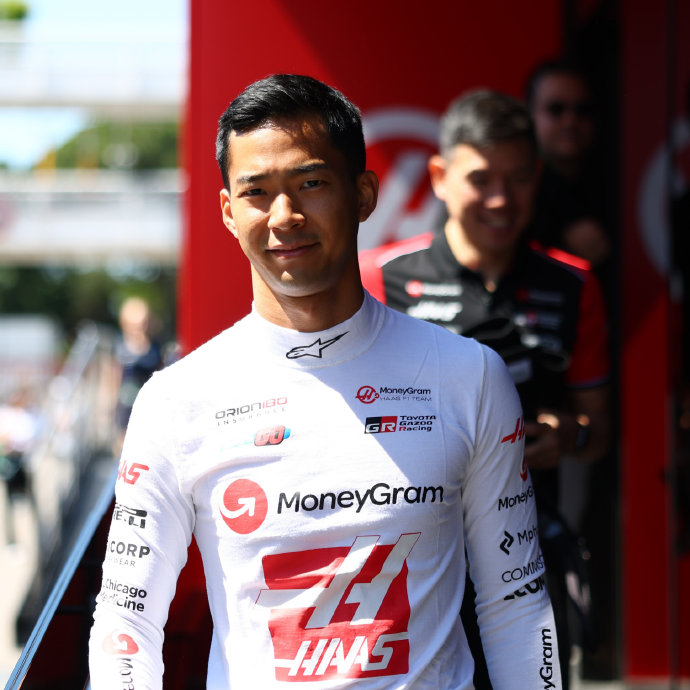 红牛二队鏖战哈斯车队，诺里斯高光表现