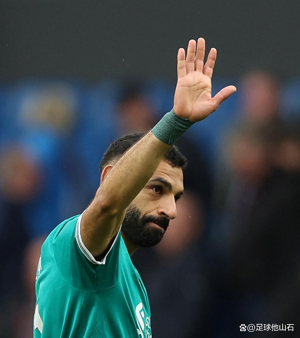 埃文斯主罚点球破门，利物浦客场拿分