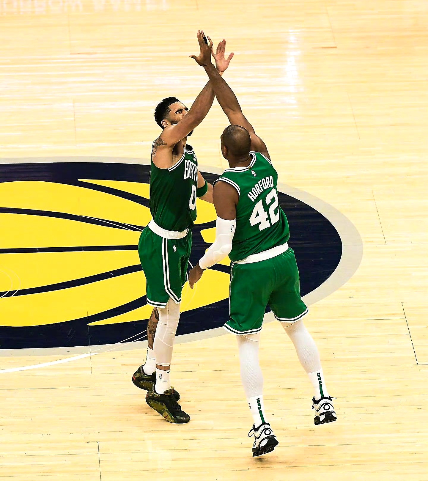 凯尔特人大胜篮网,雪中送炭 凯尔特人大胜篮网,雪中送炭