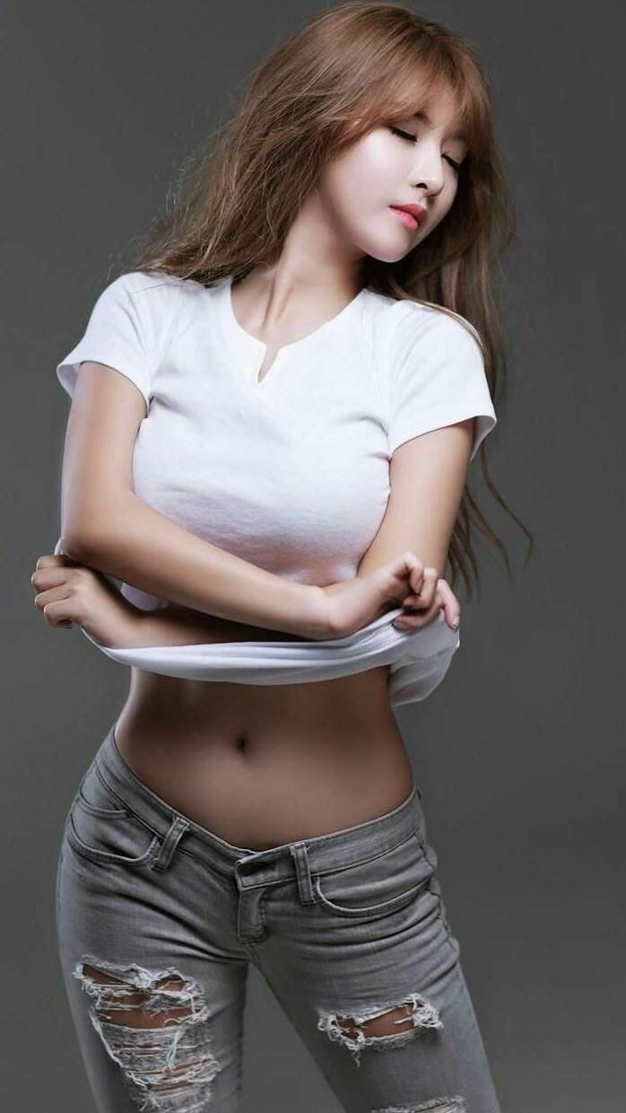 智慧篮球的双面镜像,约基奇的艺术与新疆队的风暴